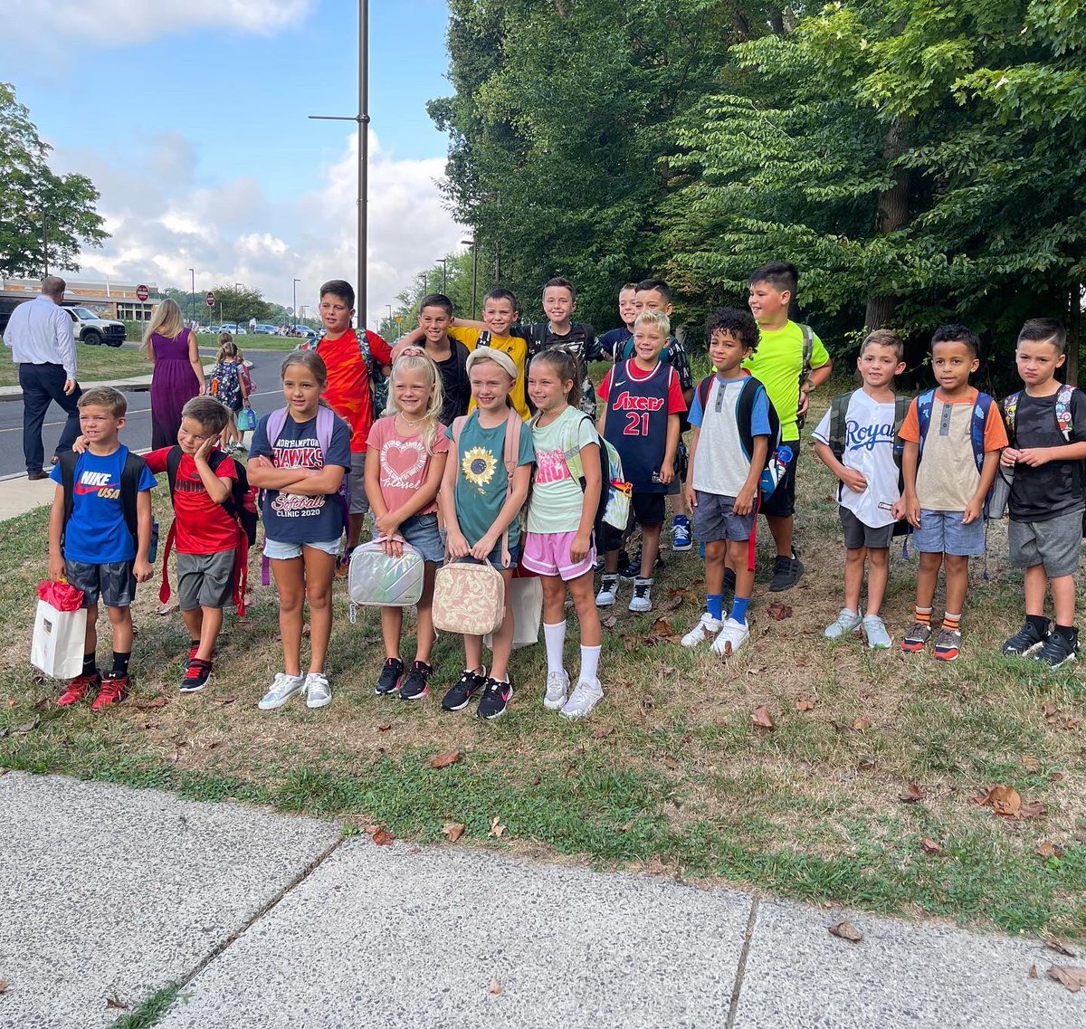 Sueh0809's tweet photo. First Day of School! @HollandElem @CouncilRockSD https://t.co/BQqgksayBU