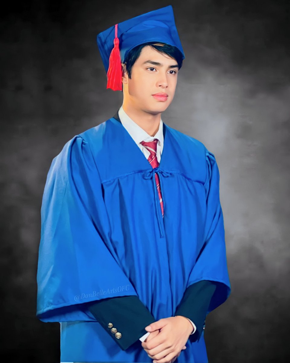 DonbelleArtsOFC's tweet photo. 📸🎓 #DonBelle #BelleMariano #DonnyPangilinan https://t.co/RcL3hUm7V4