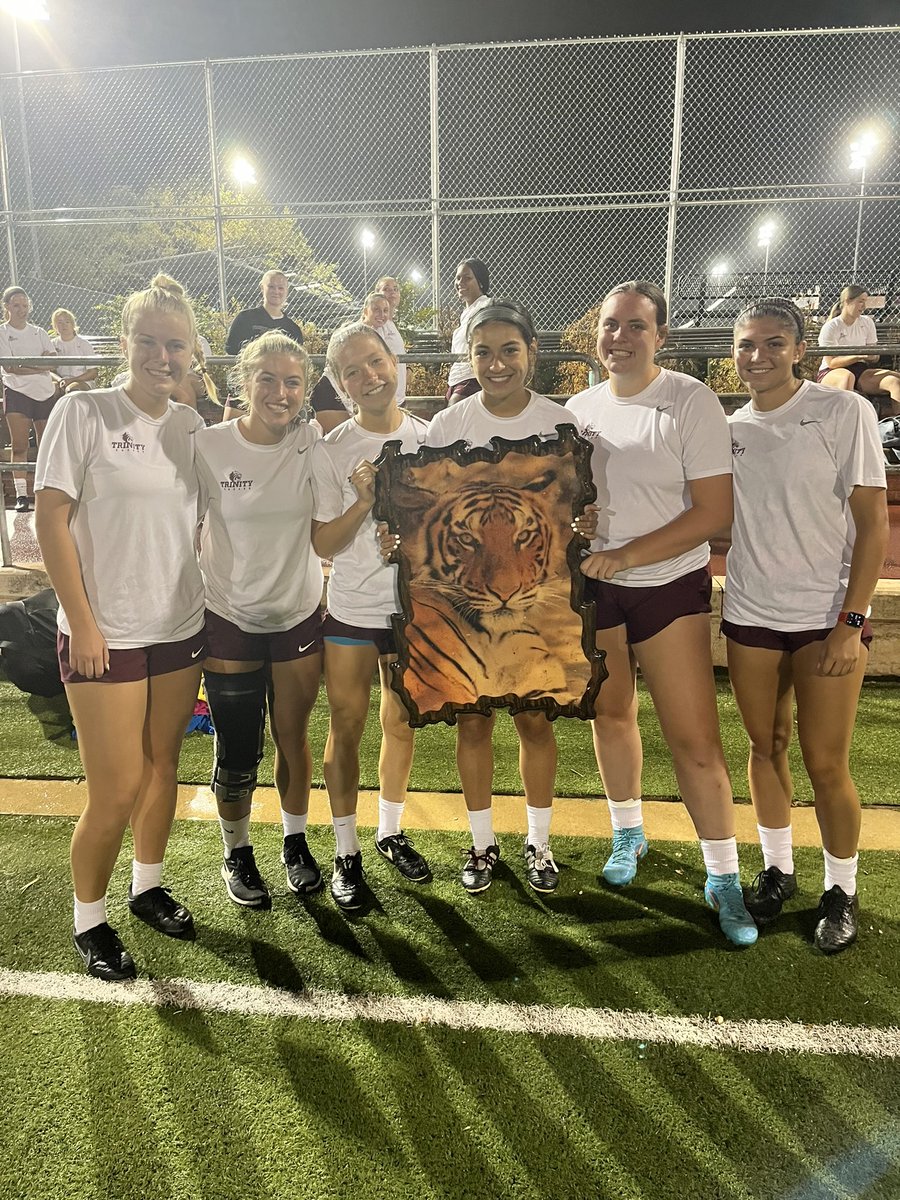 TUWSoccer's tweet photo. Our first Tenacious Tiger award of the season! Congrats to Ashlyn, Ru, Mere, Taylor, Maya, and Hanna on being so positive in the attack and helping defensively. Tony is so proud!
#WeGoinViral #TenaciousTiger https://t.co/F0G4i9aw4Z