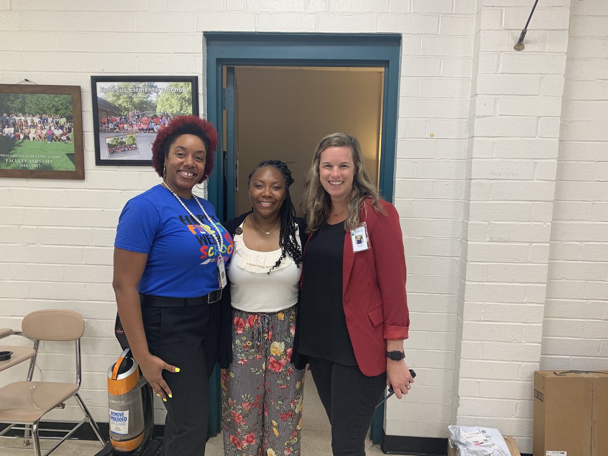 Great start to the year <a href="/chccs/">Chapel Hill-Carrboro City Schools</a>.Delivered gifts to leaders New Principal <a href="/LeadingEES/">Mrs. Boyer</a> &amp; AP Spinks <a href="/EphesusElem/">Ephesus Elementary</a> for <a href="/NyahHamlett/">Nyah Hamlett</a>. Also welcomed new staff (great idea <a href="/Reeves333Brandy/">Brandy Reeves</a>)! They are ready! <a href="/CHCCS_Leaders/">CHCCS School Leadership</a> <a href="/drashaunaharris/">Dr. Ashauna Harris</a>