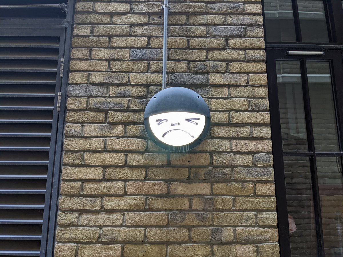 ianvisits's tweet photo. Alley lighting just off the side of Ludgate Square https://t.co/FmDL4NX1De