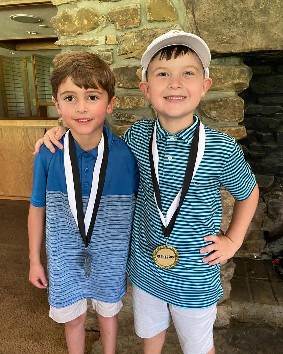 FirstTeeMS's tweet photo. Check out some of the beautiful smiles 😁 from our awesome First Tee Youth Golf tournament over the weekend! #gamechangers #firstteecentralms https://t.co/m5zLbohZ4o