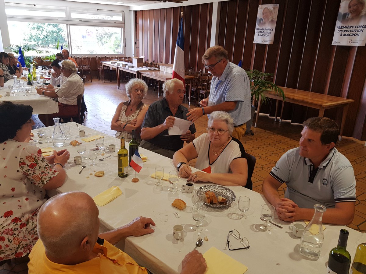 GauthierBouchet's tweet photo. Hier après-midi au Poiré-sur-Vie, près d'Aizenay, pour la rentrée militante du Rassemblement national de la Vendée. Cinquante présents ! Merci à Jean-Patrick et Corinne Fillet pour leur aimable invitation.
#RN #RNPdL #RN85 https://t.co/M8PjzgAlVk