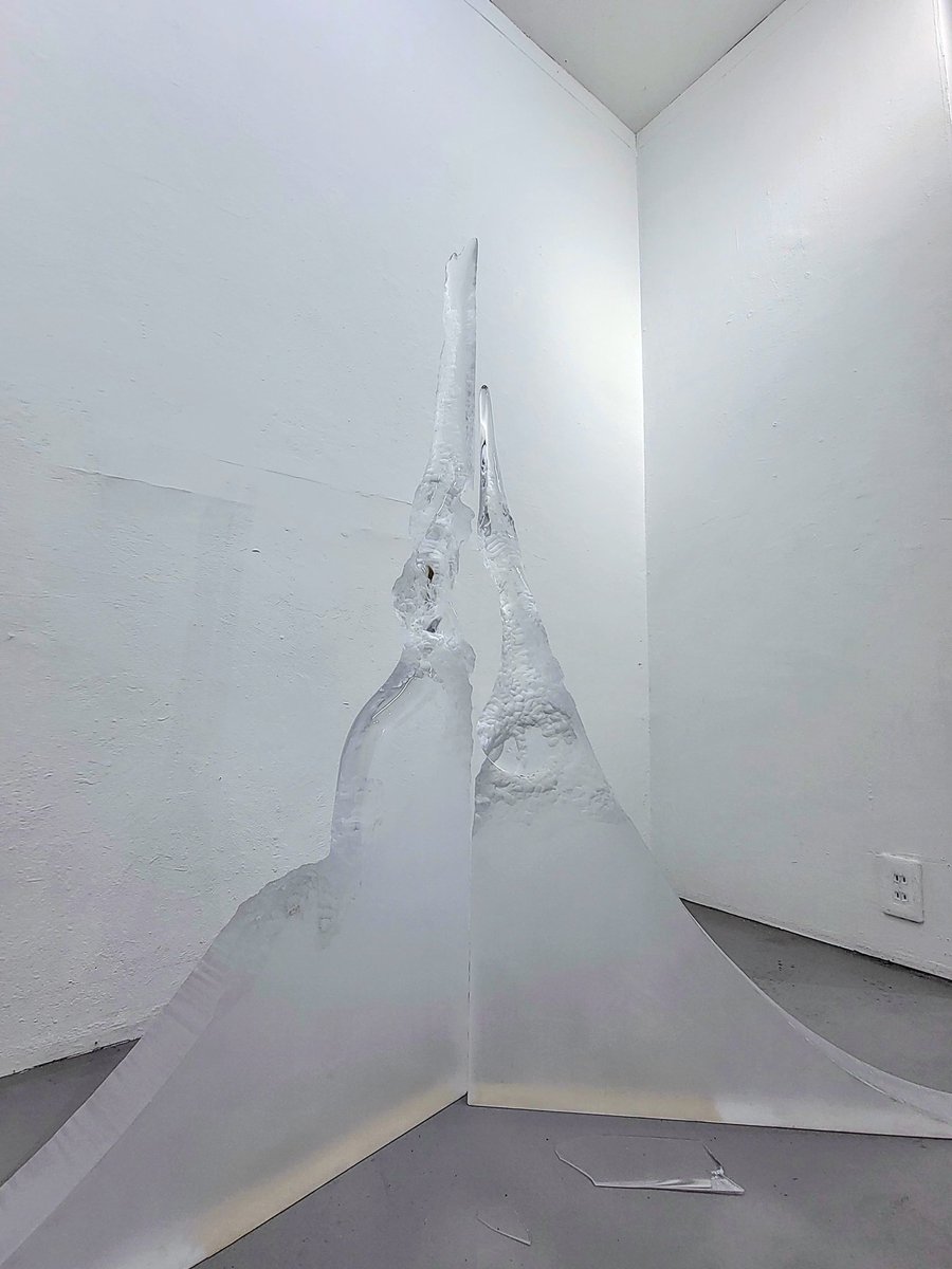 naka88673807's tweet photo. (8/26訪問)
この日最後は同じく新宿のSYP Gallery。
西澤利高さんの「密接距離 – intimate space」が開催中です。
何度見てもこの拘りは半端じゃない!
#西澤利高 #密接距離 #intimatespace #SYPギャラリー https://t.co/FldJWOedyC