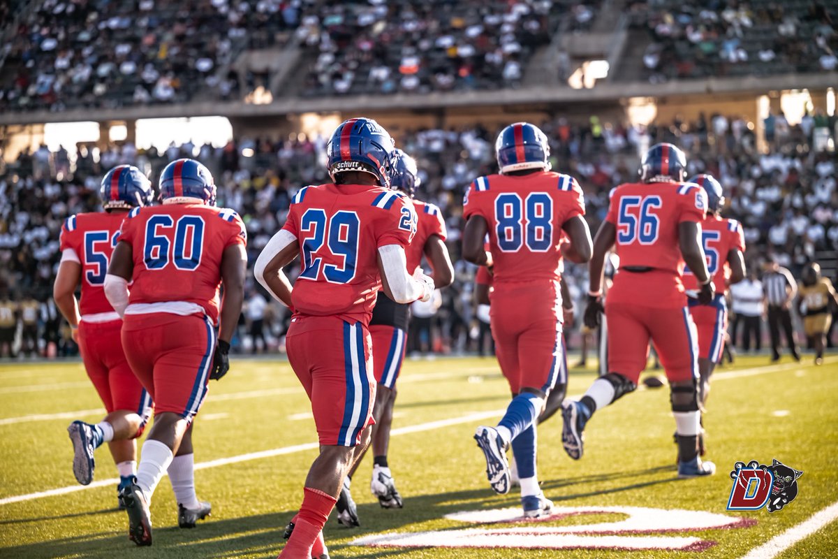 Duncanville_FB's tweet photo. Game 1 🔥

#LockTheGates | #BuiltDifferent https://t.co/8FQQCdh3GD