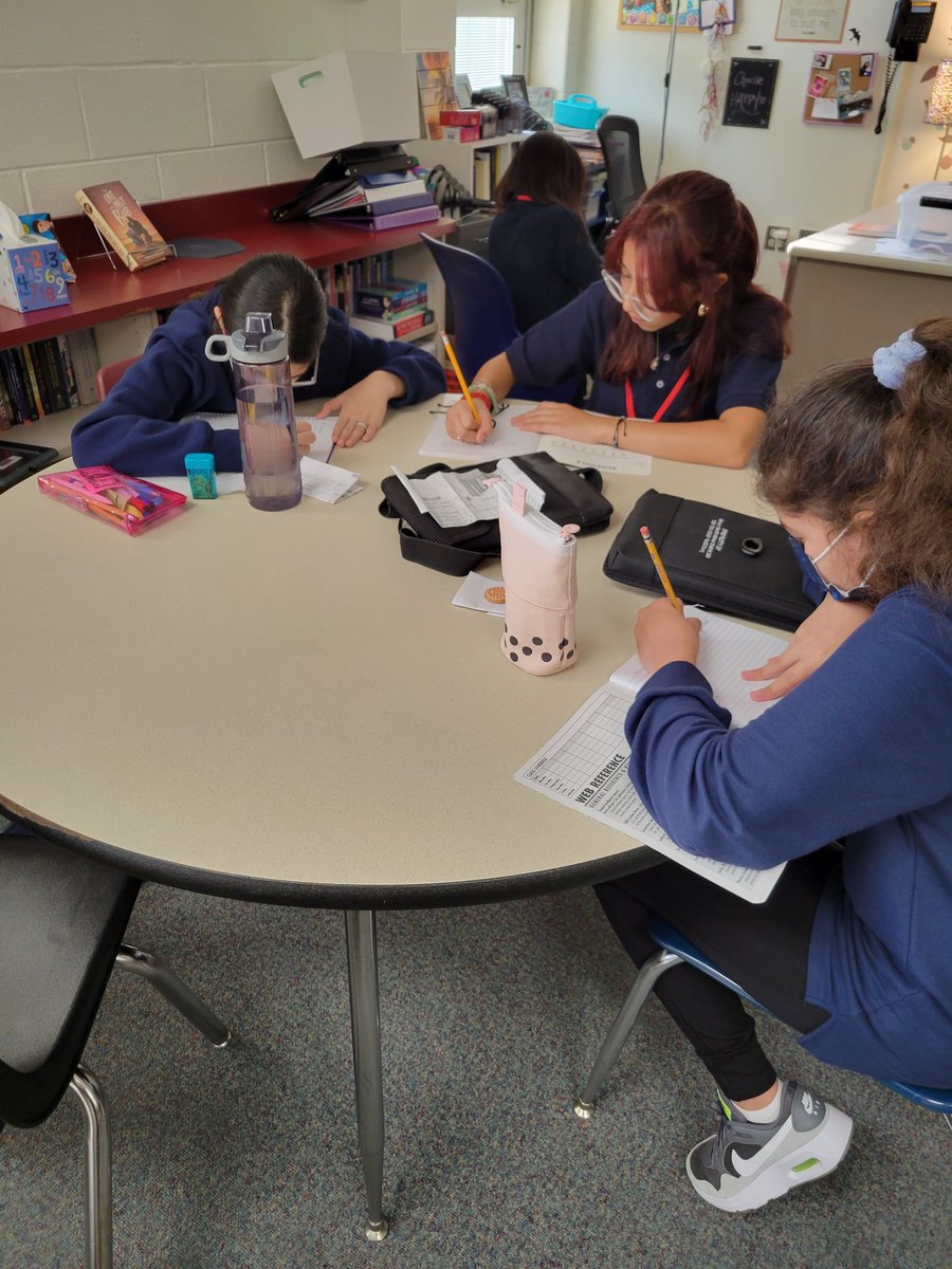 Darcy Anne tweet media