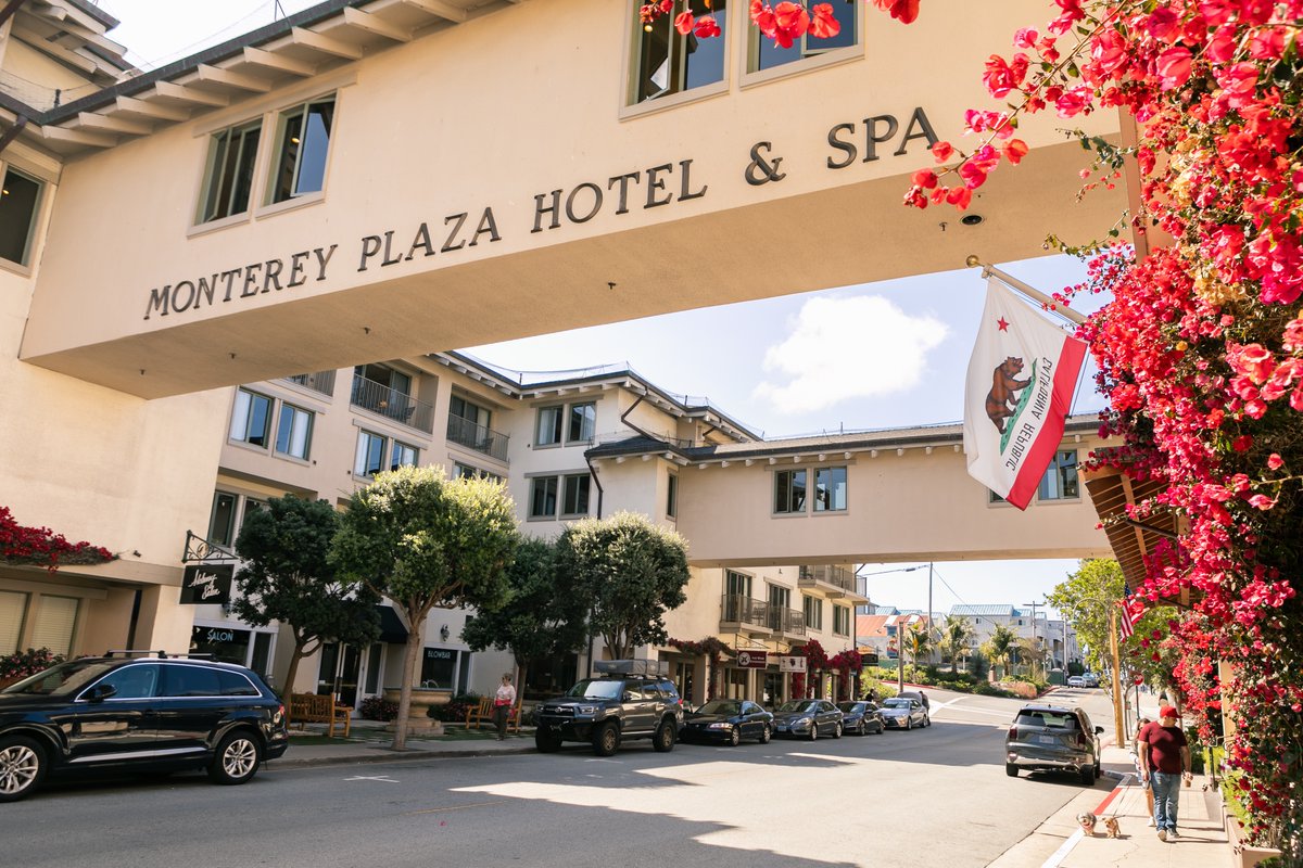 NorthstarMeets's tweet photo. #DestinationCA kicked off yesterday at the @montereyplaza in gorgeous #Monterey, Calif! The #event began with a tour of the property for #eventplanners and a welcome reception. View more of our events: https://t.co/AeB2KPypw4 
Photos by Ketara Gadahn, Studio Alani

#NMGEvents https://t.co/ZNG3he0aaA