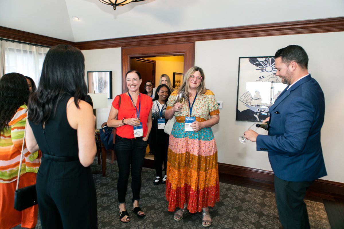 NorthstarMeets's tweet photo. #DestinationCA kicked off yesterday at the @montereyplaza in gorgeous #Monterey, Calif! The #event began with a tour of the property for #eventplanners and a welcome reception. View more of our events: https://t.co/AeB2KPypw4 
Photos by Ketara Gadahn, Studio Alani

#NMGEvents https://t.co/ZNG3he0aaA