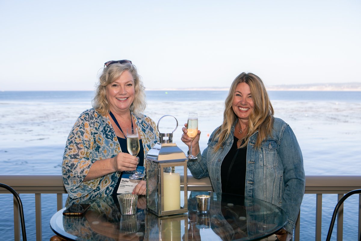 NorthstarMeets's tweet photo. #DestinationCA kicked off yesterday at the @montereyplaza in gorgeous #Monterey, Calif! The #event began with a tour of the property for #eventplanners and a welcome reception. View more of our events: https://t.co/AeB2KPypw4 
Photos by Ketara Gadahn, Studio Alani

#NMGEvents https://t.co/ZNG3he0aaA