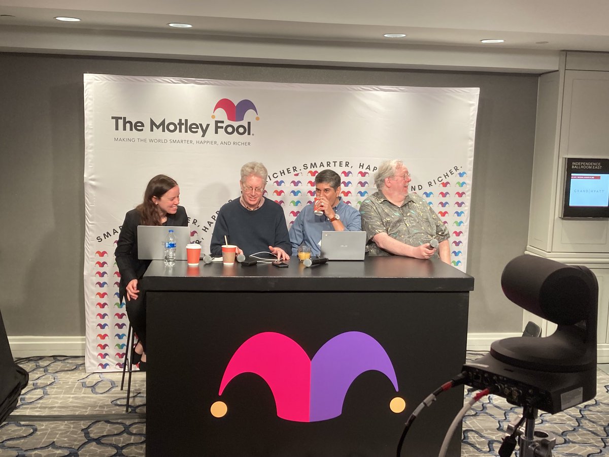 ProShopGuyMF1's tweet photo. @MotleyFoolLive Morning Show was live from #FoolFest22. Enjoyed the opportunity to ask the panel of @AliciaAlfiere @asitmap @TortoiseFool and Tim Beyers. https://t.co/PMVnbubeQJ