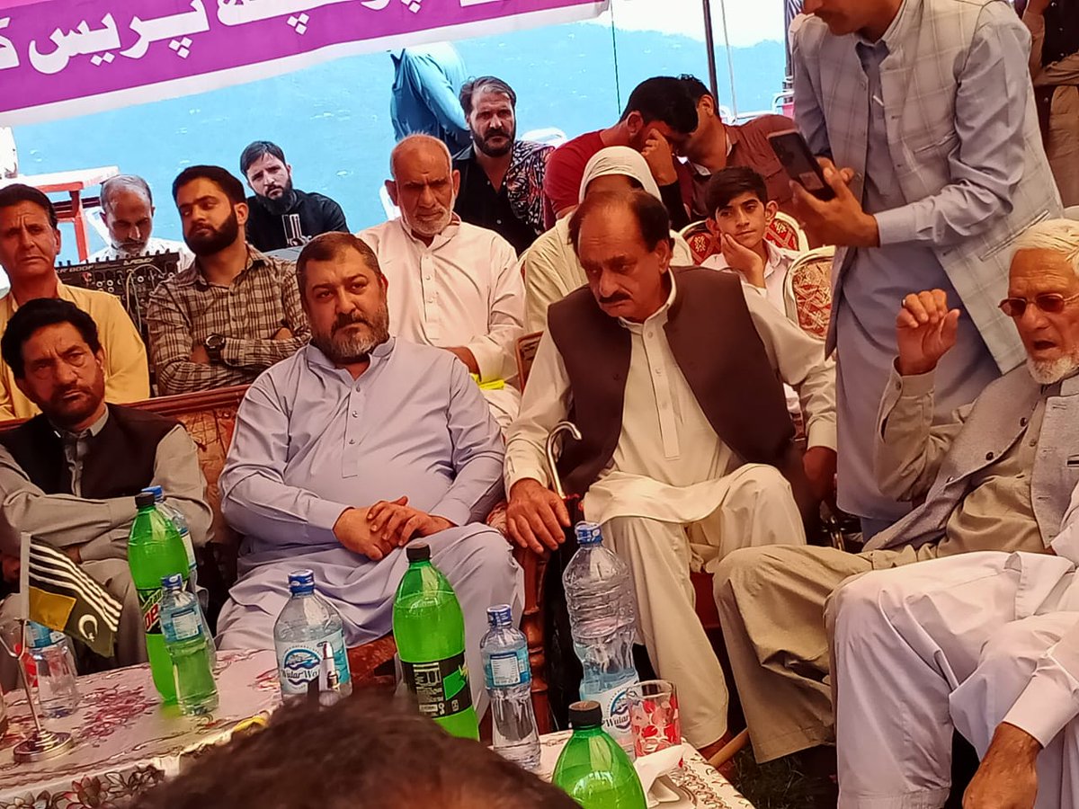 Sardarkhattab's tweet photo. سابق امیدوار اسمبلی پی ٹی آئی ایل اے 20 سردار خطاب اعظم خان کی شہدائے دوتھان کی تقریب میں شرکت۔ https://t.co/ndVRVrUUF8