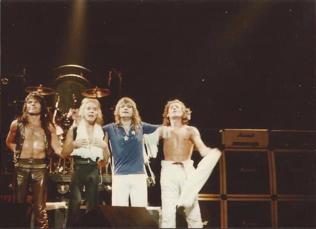 OzzyOsbourne's tweet photo. August 29, 1981
Morris Civic Auditorium 
South Bend, Indiana
#ozzy #randyrhoads https://t.co/gET8TFQfqg
