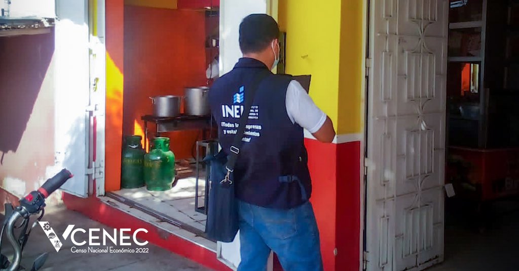 INEI_oficial's tweet photo. CAJAMARCA | Funcionarios del INEI realizan actividades de empadronamiento del V Censo Nacional Económico #VCENEC en las principales avenidas del distrito de Bellavista, provincia de Jaén. https://t.co/oyZ80x7SqT