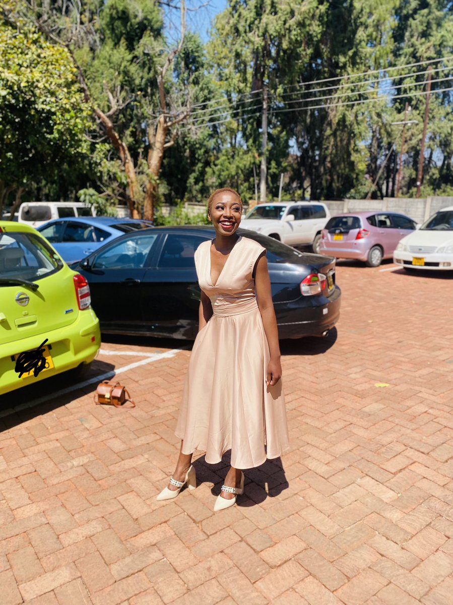 MissNyathi😊 tweet media