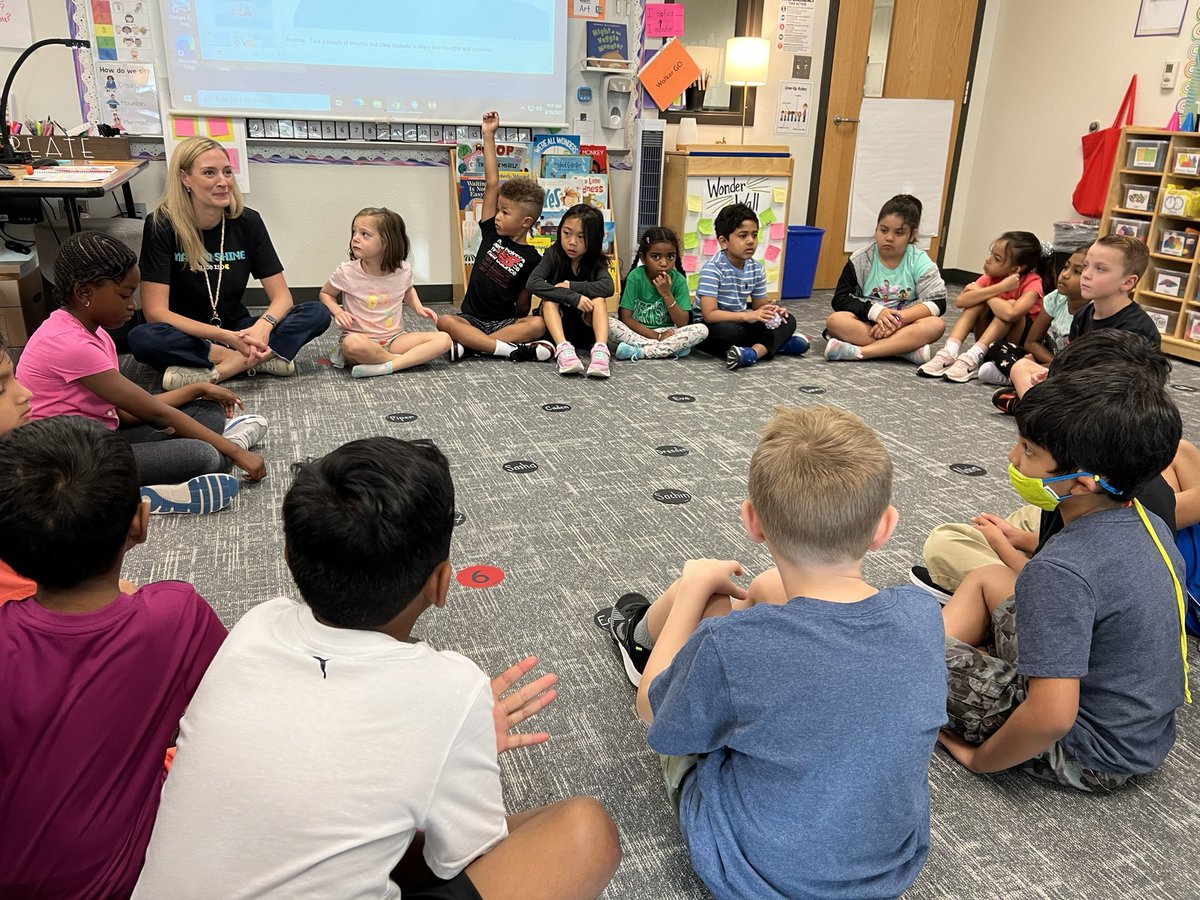 Lisa Jones tweet media