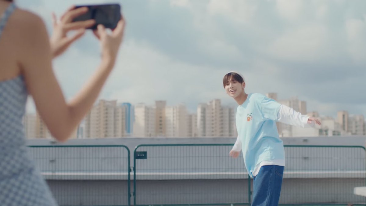 taehyun files tweet media