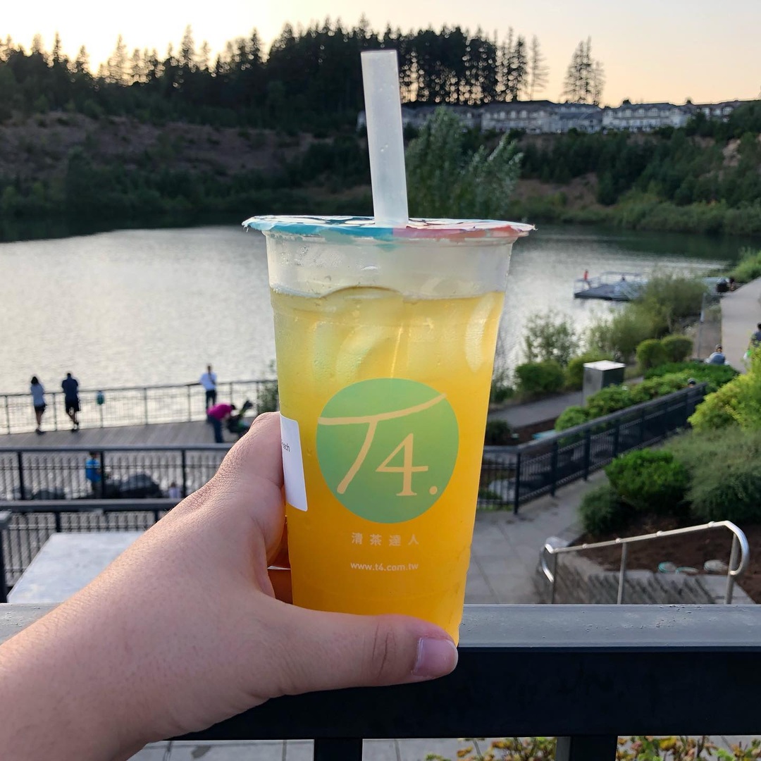 ProgressRidgeTS's tweet photo. Nothing like enjoying a T4 Tea House iced tea with a sunset view of Progress Lake 😍
📷: @sofnardi https://t.co/BOfKR1sObB