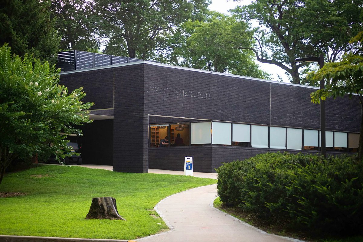 nyit's tweet photo. Let's get familiar with new spaces on campus! Swipe through and see what Salten Hall at the Long Island campus has to offer. Then, come and see it for yourself! #TechTours #NewYorkTech #ThisIsYourPlace https://t.co/SXpZx8n6Uz