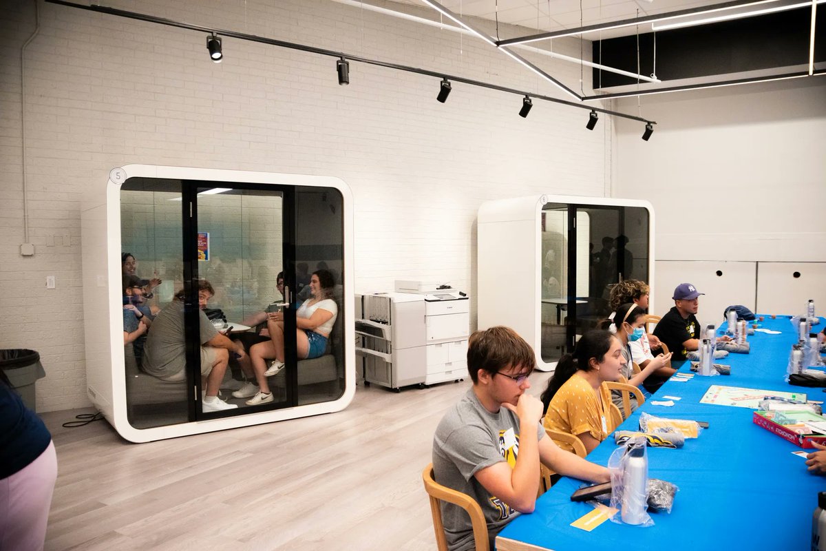 nyit's tweet photo. Let's get familiar with new spaces on campus! Swipe through and see what Salten Hall at the Long Island campus has to offer. Then, come and see it for yourself! #TechTours #NewYorkTech #ThisIsYourPlace https://t.co/SXpZx8n6Uz