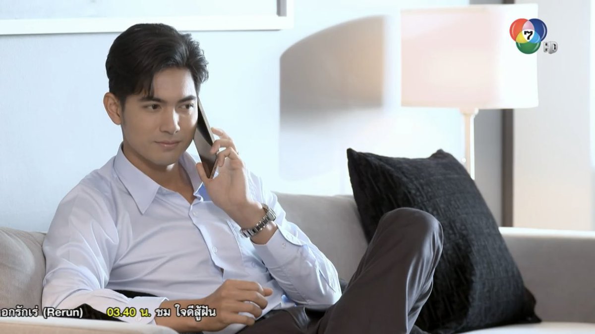 Nuttiporn5's tweet photo. ผัวเมียนอกจอเค้าคุยโทสับกันอีกแล้วค่ะ😆#บ่วงวิมาลาep5 https://t.co/BOaYyj9QFs