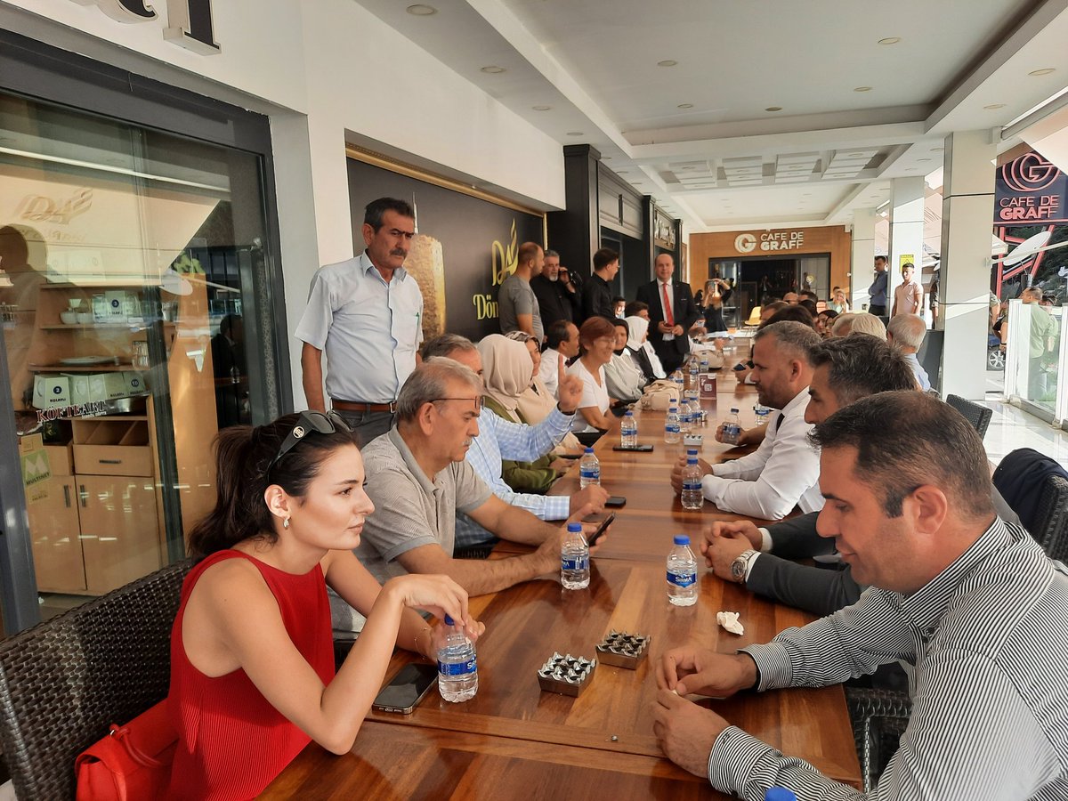 Metinakm2's tweet photo. 30 ağustos zafer bayramı vesilesi ile bugün Genel Başkan Yardımcısı. Sn @selcukozdag  ile birlikte Afyon'dayiz....
@GelecekPartiTR 
@Ahmet_Davutoglu https://t.co/JwEfDQlVW5