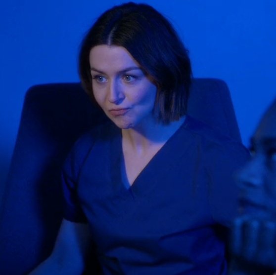 darkntwisty007's tweet photo. Missing Amelia Shepherd a little extra today :((

@caterinatweets || #GreysAnatomy https://t.co/mUh8i5ANeR