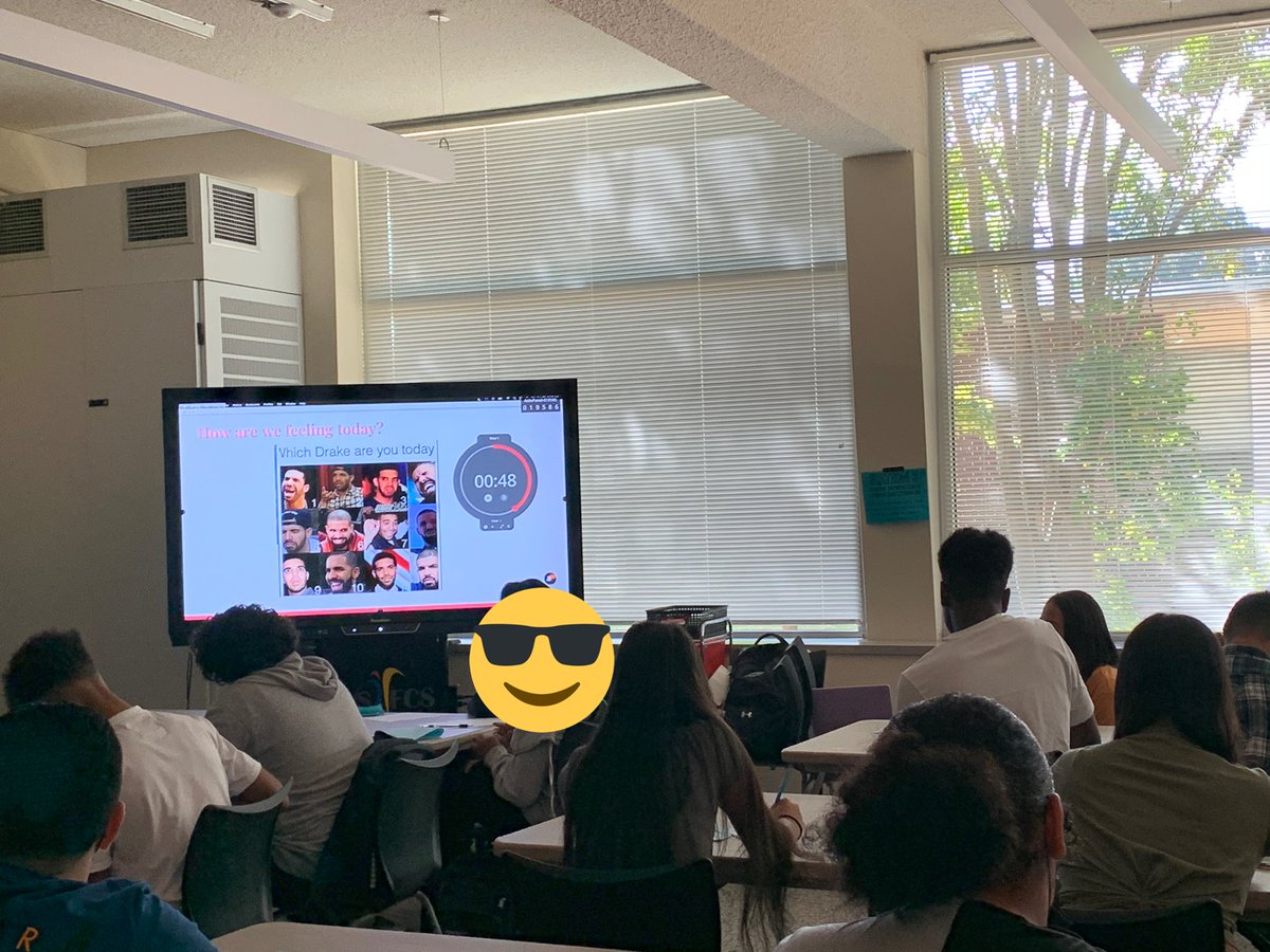 MeganM336's tweet photo. @NoFoVikings getting a good start with their brand new @LearnPromethean ActivPanels!! https://t.co/iVSisnEfIO