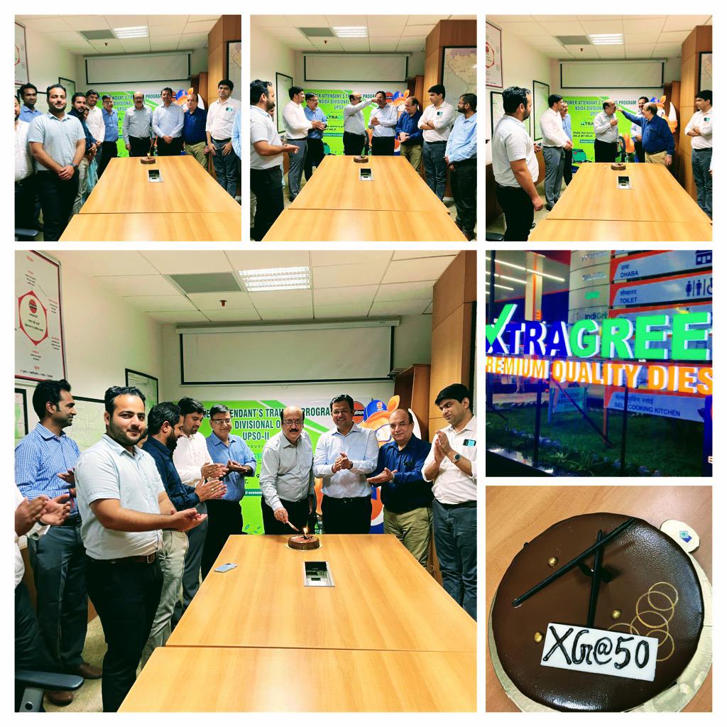 ioclupso2's tweet photo. Team @iocl_noida_do of UPSO 2 celebrated the benchmark of 50KL/day #XTRAGREEN sale which is the highest by any DO on all India level,Cake was cut to enthuse the team to break further records
@ChairmanIOCL 
@DirMktg_iocl 
@raj_dube 
@VigyanKumar 
@IndianOil_Delhi 
@IndianOilcl https://t.co/fng1mGUJoY
