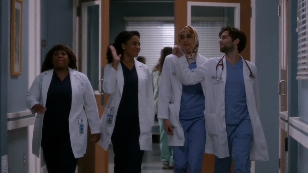 darkntwisty007's tweet photo. Math wizards ✨

#GreysAnatomy https://t.co/FpuiCt9TQm