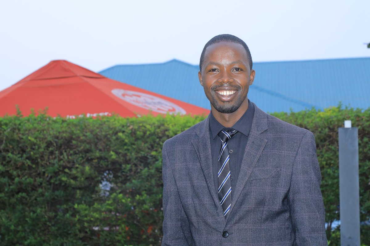 NsengimanaJado's tweet photo. Inkumburwa ya Mutajorwa,Ingangare mu bahizi ,U Rwanda rwibarutse umukogoto,ndarushima kwaanda kwarwo,ndashima uwarugaruye I Buntu,nkaba ndwishimamo nta gihunga.Nitwa #Rwamucyo rw'Inkindi, Inkindi ibereye inkera,Uwanga u Rwanda ntakarugire. Dukomeze umujishi #Benimana
#Mwishyuke https://t.co/8a8BUMcHAi