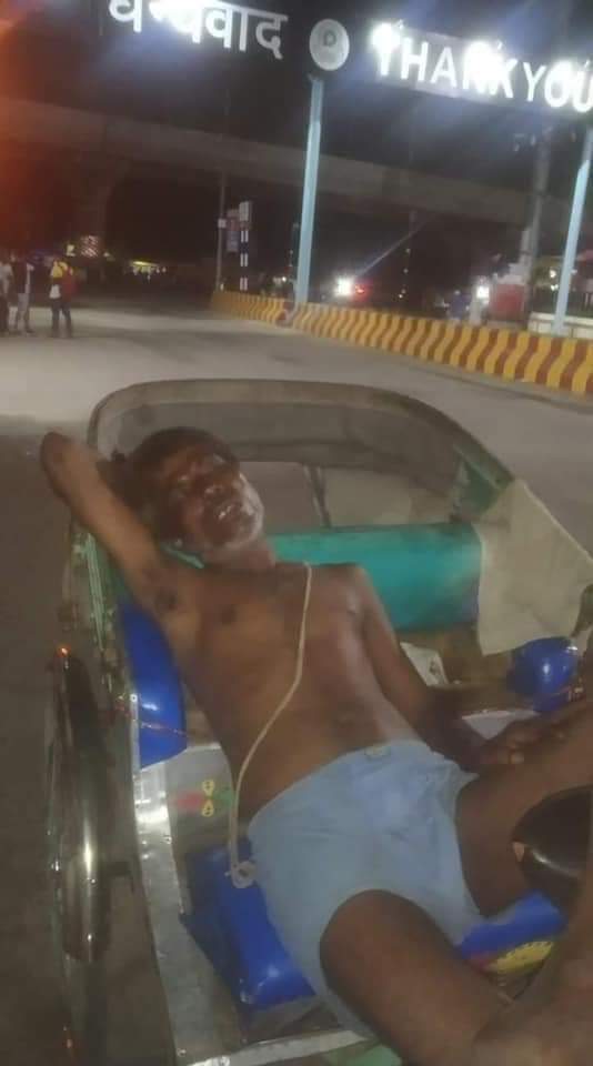 talk2anuradha's tweet photo. Meet the 21st century oppressor who has been oppressing other castes for the last 1000+ years

Casteist, Privileged, and Elite #Brahmin UC.

He doesn't deserve any kind of media sympathy, support of political party, freebies and #reservation. https://t.co/03hTPYDFoG