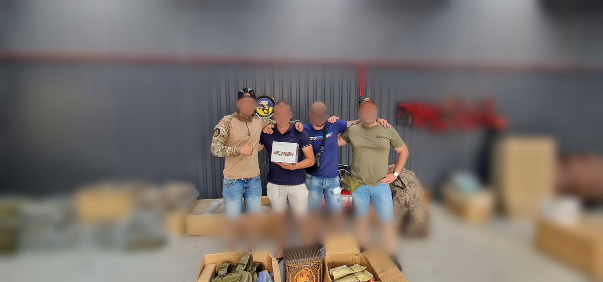 Harri_Est's tweet photo. Guys from 24th brigade, who are heading out to Kherson for the offensive tomorrow received some kit to operate better in the area💪They received new plate carriers with mag pouches,drone,IFAKs,medical supplies for their unit and other things. I blurred our ugly drum sticks also🤣 https://t.co/P1cPUPaQtN