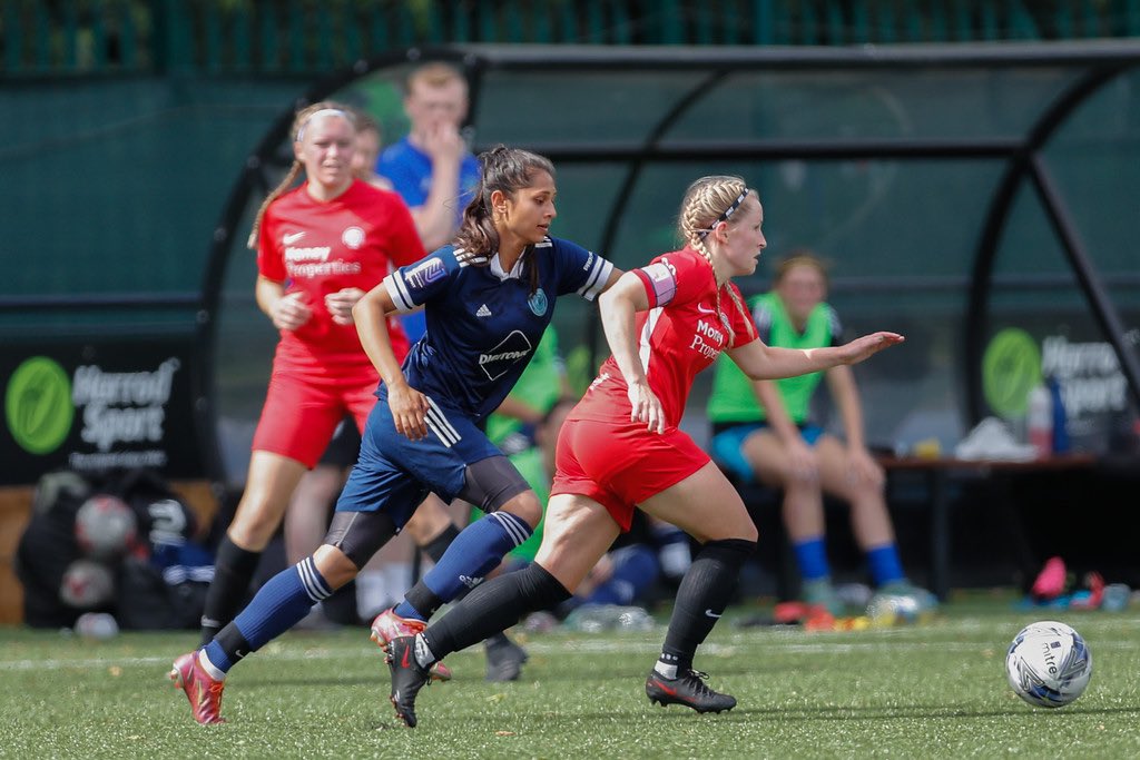 WymondhamWomen's tweet photo. POM

Our stand out performer yesterday was our skipper @leahnew11 💪🏻

Blocks, headers, recovery runs and our leader on the pitch. A first class defensive display. 

She might be small but she is mighty 🙌🏻

#UpTheSkipper 

📸 - @TouchTightMedia https://t.co/WDSd4aVSxN