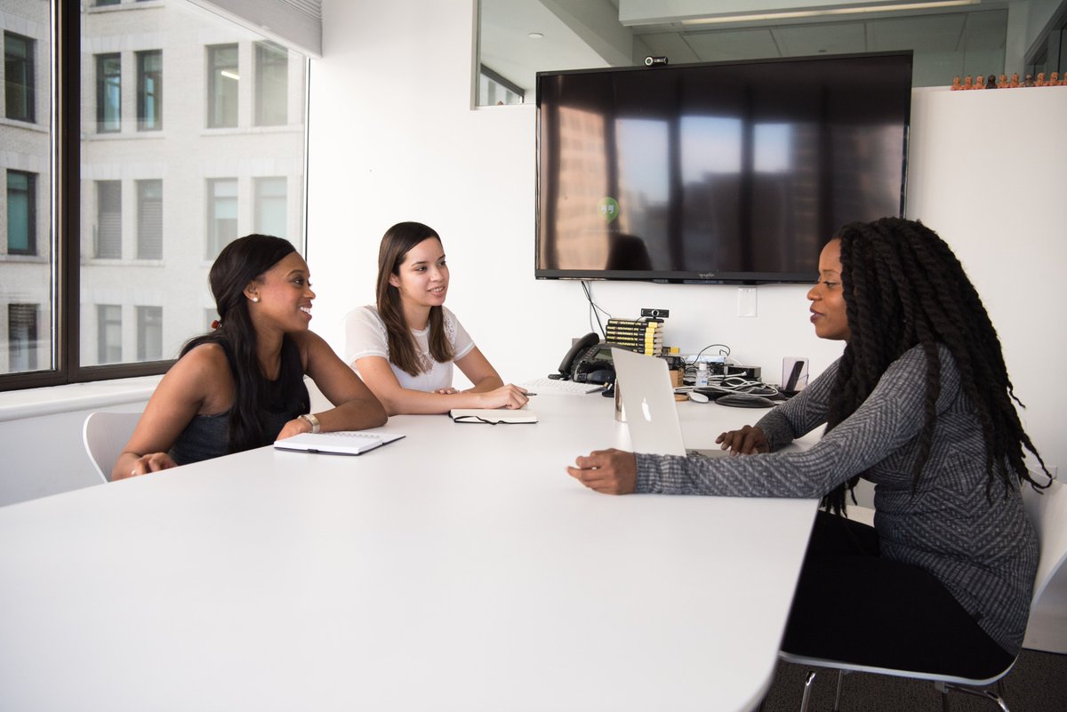 "My number one tip on cover letters is simple: do them well or just don’t"✍️

More tips about landing your dream job and getting that first interview in our Talent Director's latest article 🚀

Check it out 👉hubs.la/Q01l4y6W0