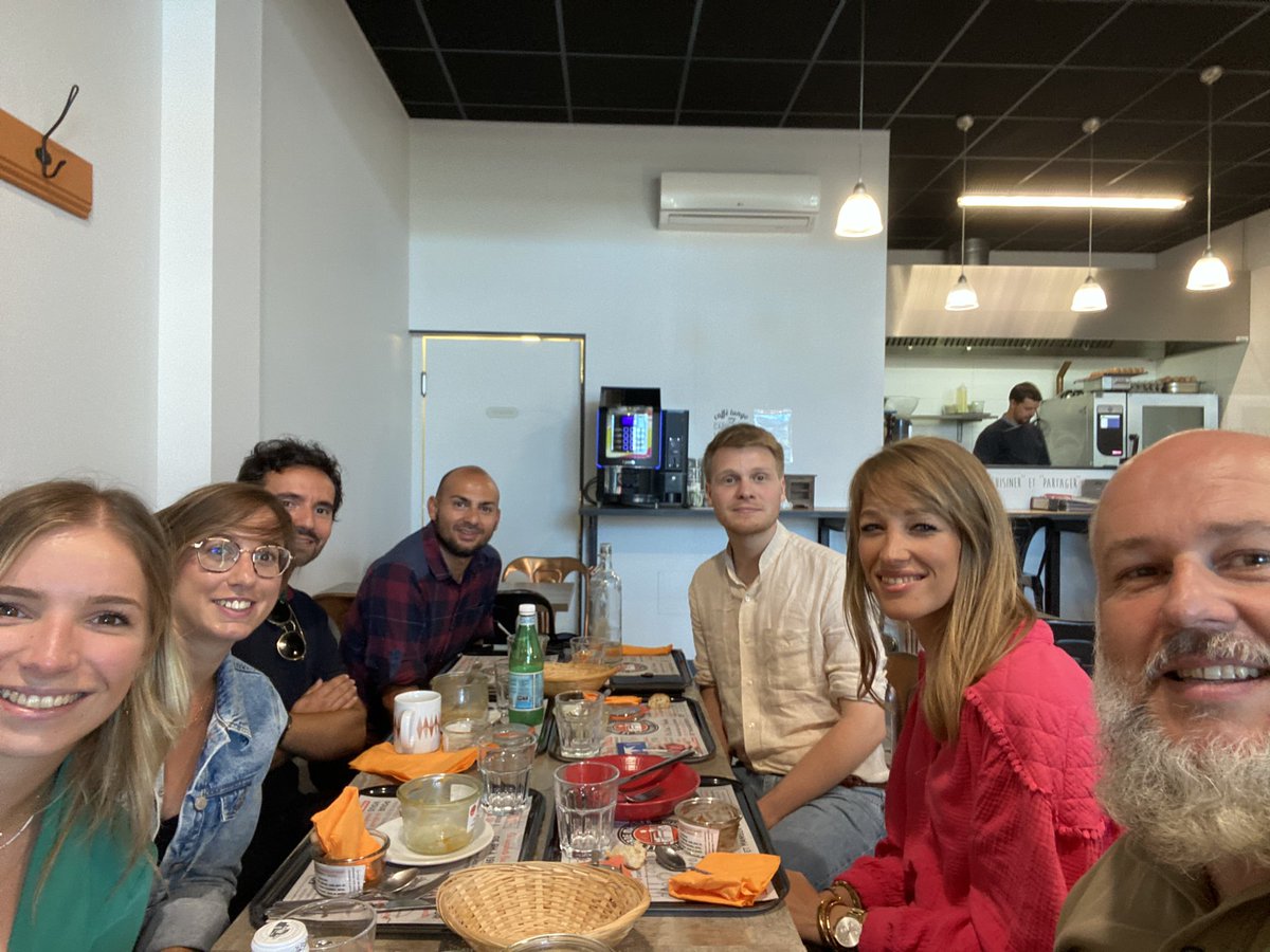 Certains membres se sont réunis lors d’un moment convivial Au Garde Manger !

Ce moment était l’occasion d’échanger sur la rentrée et notamment les prochains événements de l’association Numerimer.

👉🏼 Nous avons hâte de vous partager les dates des futurs rendez-vous.