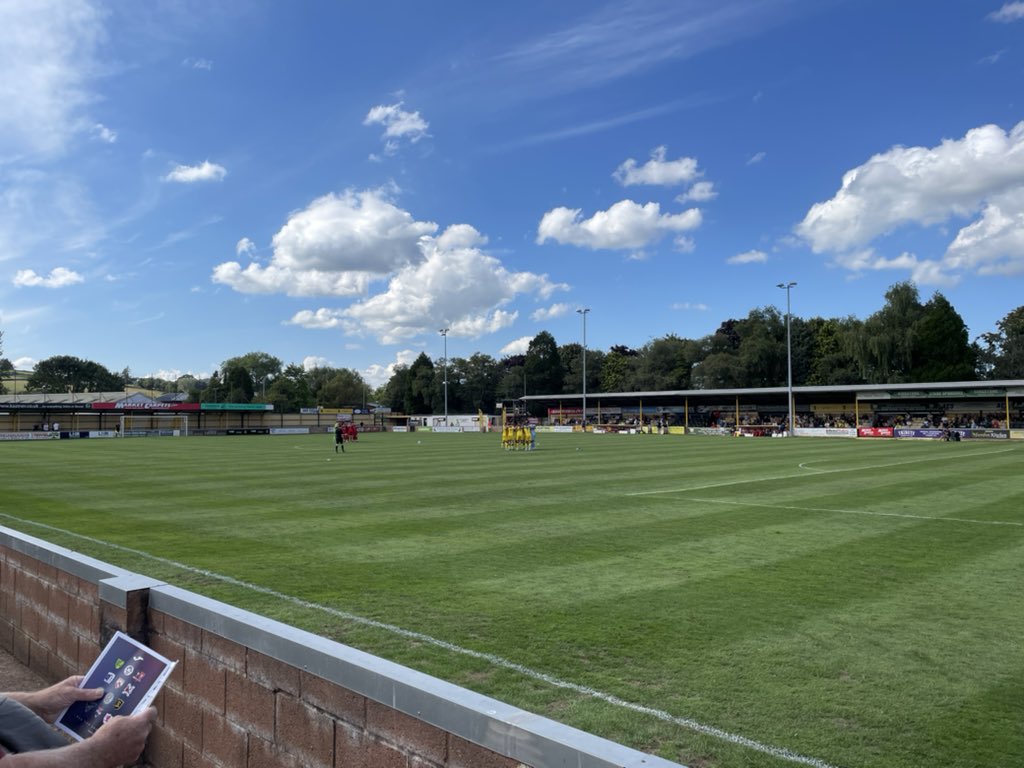 CitraAssDown's tweet photo. Tiverton Town vs Truro City #DevonVsCornwall https://t.co/UnrcmCzQQj