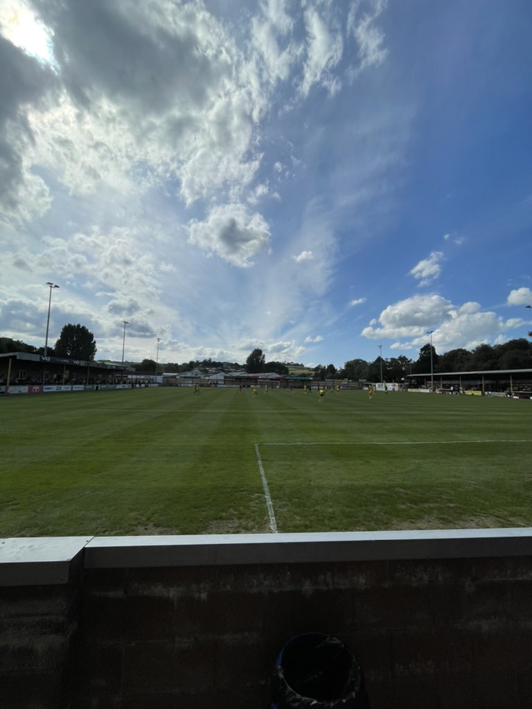 CitraAssDown's tweet photo. Tiverton Town vs Truro City #DevonVsCornwall https://t.co/UnrcmCzQQj