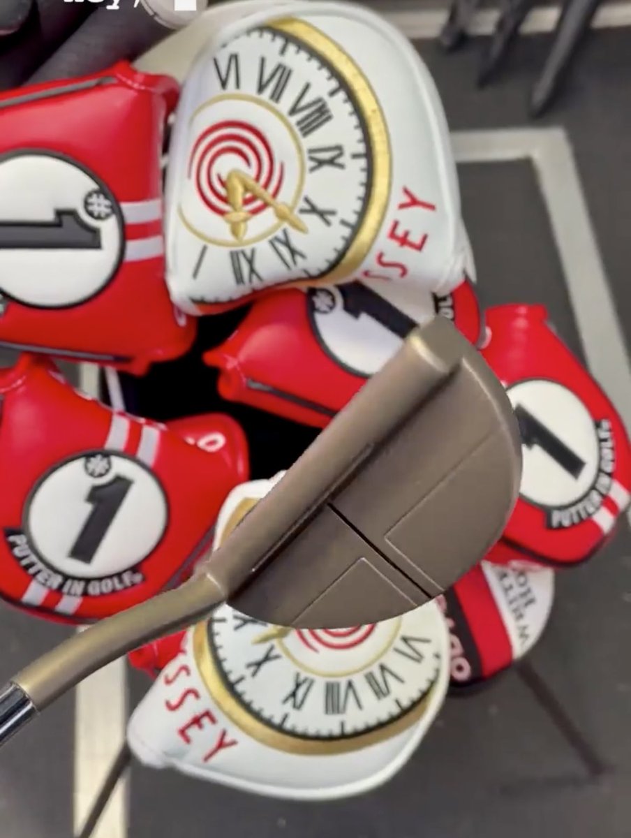 vgolfman's tweet photo. Serious putter 🔥🔥🔥 to start the week from @scottpudney1 &amp; @OdysseyGolfTour. 😳😍 You’ll have to check Scott’s instagram for the video I pulled these pics from. #putter #touronly https://t.co/SnU9nb9dUs