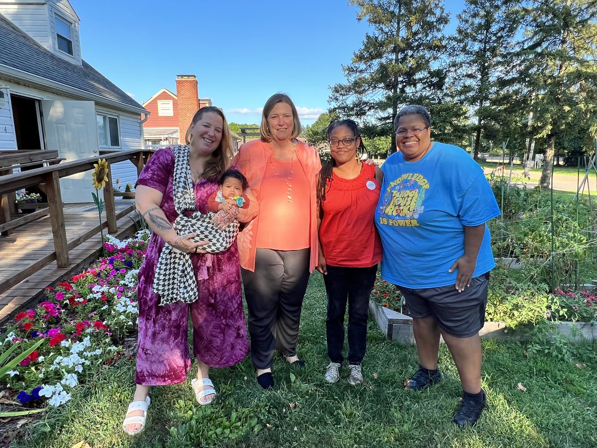 nanwhaley's tweet photo. From affordable housing to addressing rising costs, we have to focus on ways to help working families thrive, especially for moms and kids.

Thank you to the leadership &amp; members of Motherful for hosting a Working Moms Roundtable with Columbus Councilperson @lizclarkebrown 💙 https://t.co/FVZThaZq61
