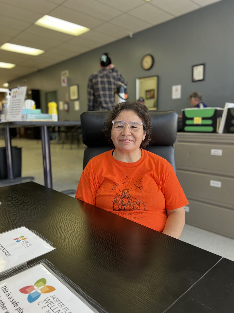 jpwcYEG's tweet photo. Janice is our Lived Experience Concierge at our Community Resource Centre.
She is the first person you see when you walk in our doors and will help you navigate our resources and programs and those in the wider community. https://t.co/MJTLGl2Edy