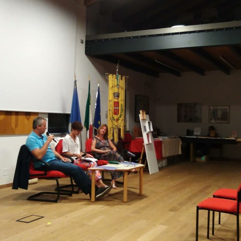 FestJRonchi's tweet photo. #Grazie al #Comune di #SanPierDIsonzo per averci voluto alla #1edizione di #ConfineCapitale, #festivalletterario della #piccolaeditoria

Perché #collaborare è bello

#confini #libri #presentazionieditoriali #fvg #regionefvg #eventidellisontino #eventifvg #igersfvg https://t.co/jEuKaq3ZE4