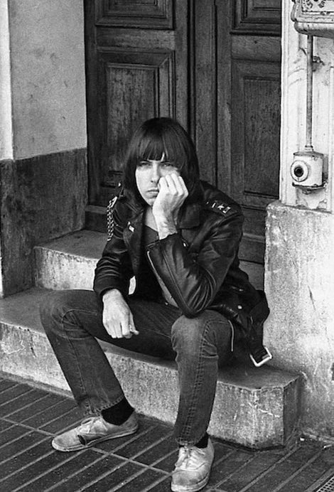 Johnny Ramone tweet media