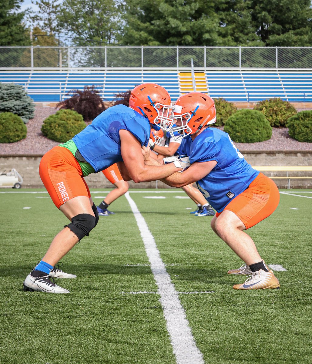 UWPlattFootball's tweet photo. Week 1 is Upon us 👀 https://t.co/NVNB1RJXJK