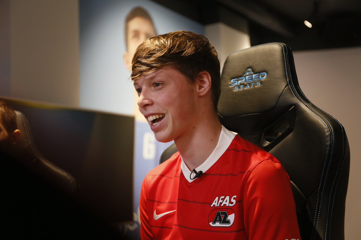 Na 3 jaar tijd neem ik afscheid van <a href="/AZAlkmaar/">AZ</a> ♥️

Dankbaar voor de vele mooie momenten en de vlieguren van afgelopen jaar. 

Bedankt <a href="/AZAlkmaar/">AZ</a>