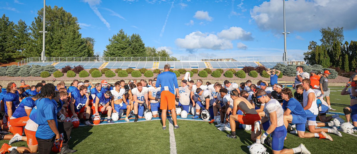 UWPlattFootball's tweet photo. Week 1 is Upon us 👀 https://t.co/NVNB1RJXJK