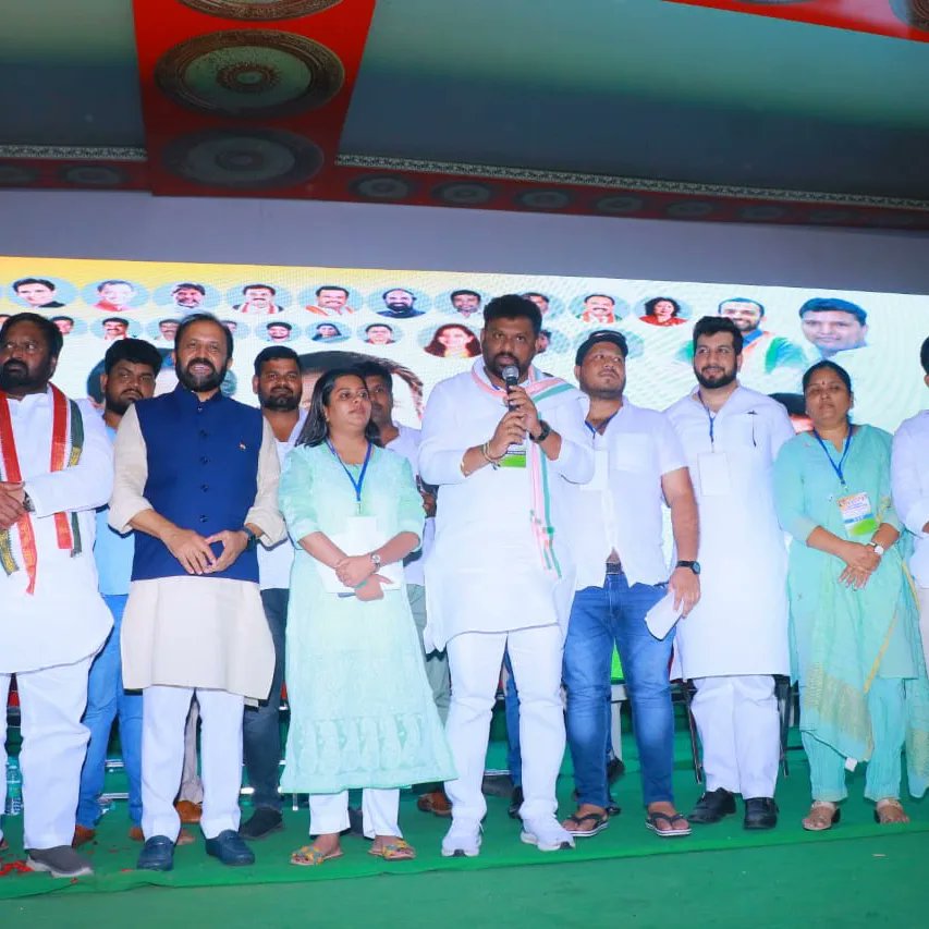 syedkhalid4488's tweet photo. Glimpses from Telangana Youth Congress  Extended State Executive Meeting in Munugode, Nalagonda. 
It was Wonderful to Meet Office Bearers from across the state and interacting with them.
@Allavaru @srinivasiyc @manickamtagore @MYaskhi
#YouthJodoBoothJodo 
#BharatJodo https://t.co/W2JeyPz6Yw