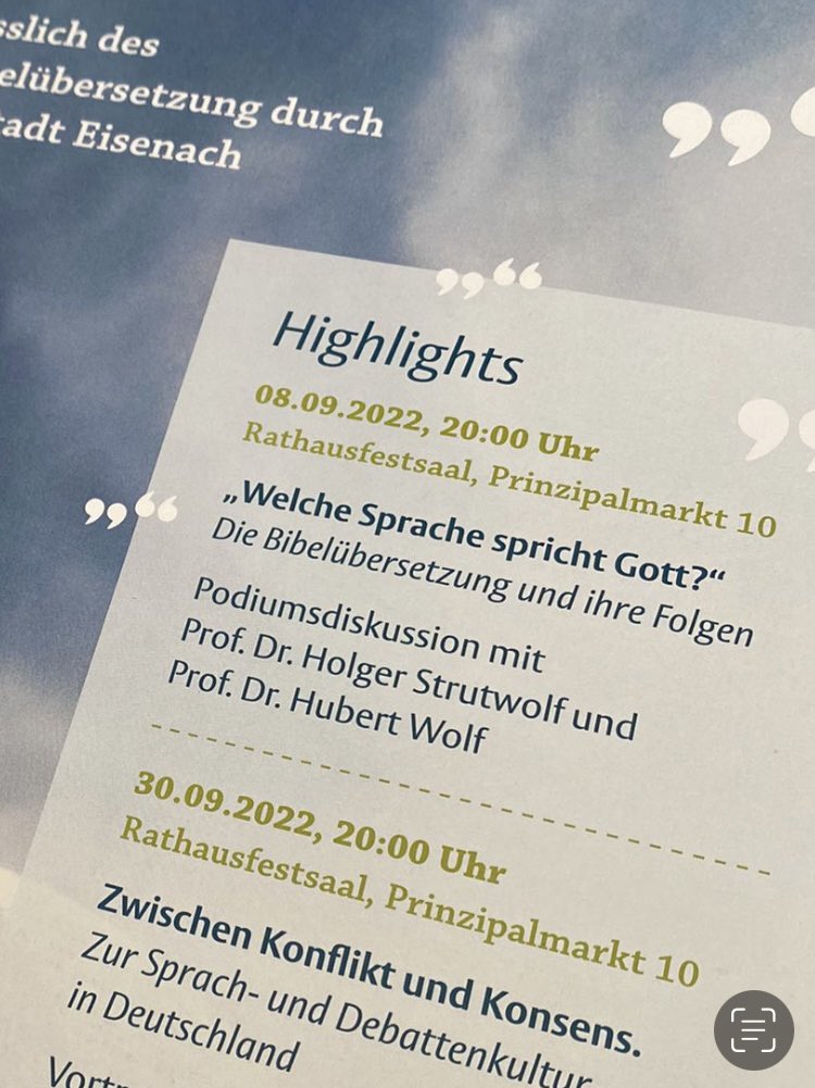 Bibelmuseum's tweet photo. 8.9., 20 Uhr Rathausfestsaal Münster 
Prof. Dr. Strutwolf:
„Die Bibel als Ganzes beansprucht nirgends, unmittelbares Wort Gottes zu sein. Sie wird es aber immer wieder, wo der alte, ursprünglich in einer anderen Zeit und einer fremden Kultur geschriebene Text uns anspricht. 1/2 https://t.co/OQgxhWs9YR