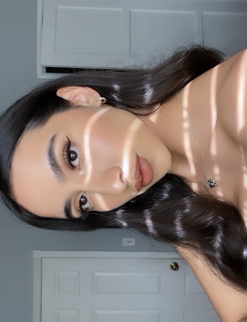 emerzlyy's tweet photo. 🫧🩰🦢🏹🧸 https://t.co/ZF9f3uYol9