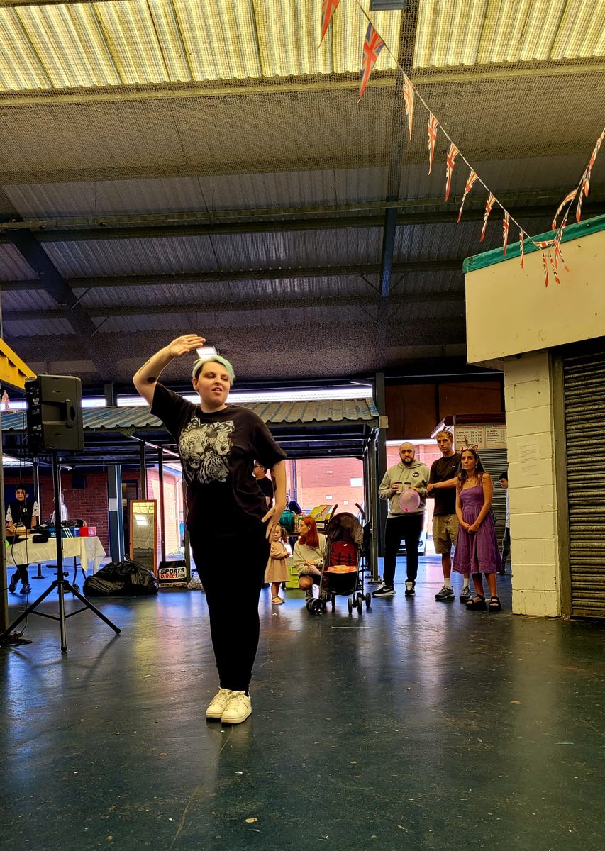 manchesteryz's tweet photo. Congratulations to one of our Shine Performance Team who showcased their skills at The Teenage Market this weekend at @ShopHarpurhey. 

Keep your eyes out for performances from the Shine Performance Team🎉

#dancemanchester #dance #community #youthwork #myzmagic #manchester https://t.co/OpFdMqX5ni