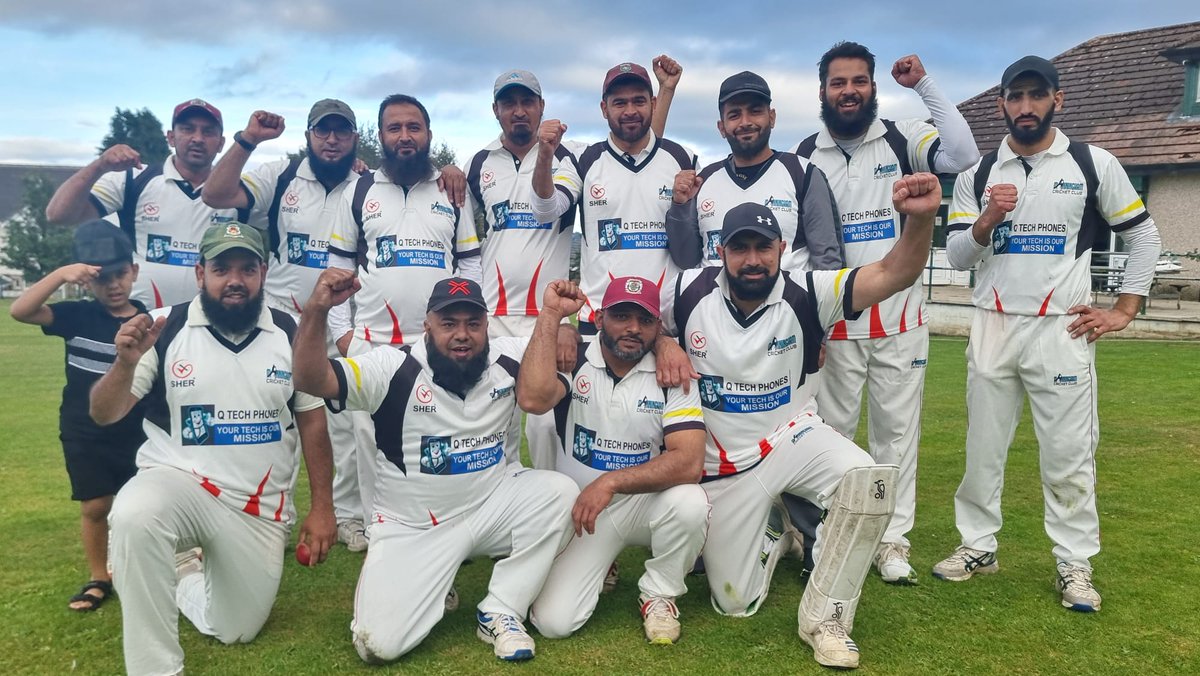 ManninghamYcc's tweet photo. Champions MCC cruise to a 6 wicket victory away to Asian Tigers who scored 208 with  A.Haider scoring 87. A.Jabbar taking 3-31. In reply MCC umar &amp; Hafiz gave MCC 78 run partnership with Hafiz scoring 50. Followed by  Kammy 45 &amp; Alqamah also scoring 42. https://t.co/tnUYoIYdtV